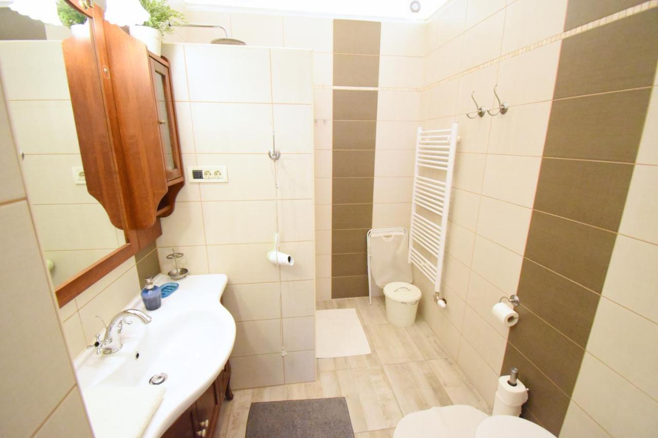Donos Art Apartment Zagabria Esterno foto