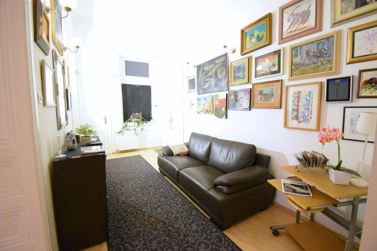 Donos Art Apartment Zagabria Esterno foto