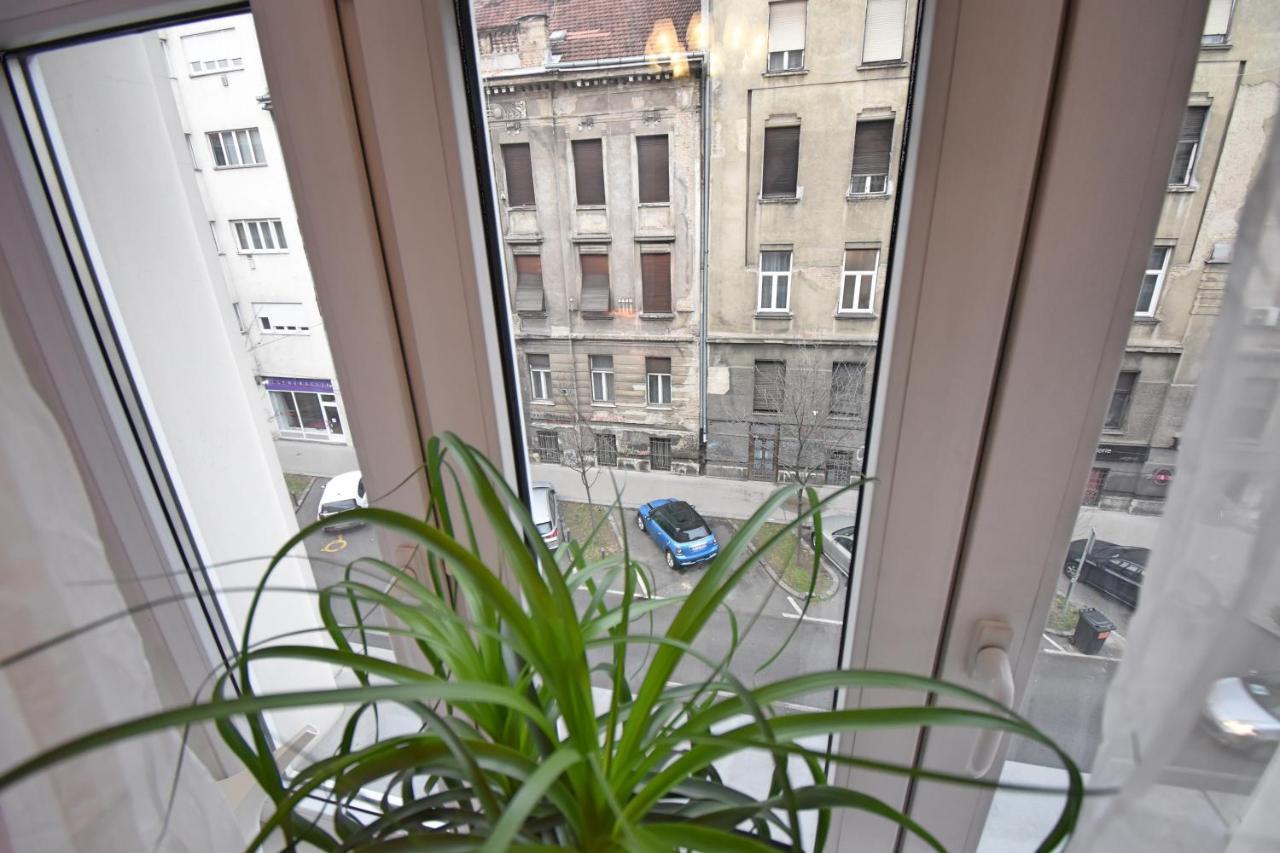 Donos Art Apartment Zagabria Esterno foto