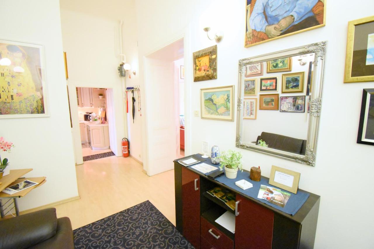 Donos Art Apartment Zagabria Esterno foto